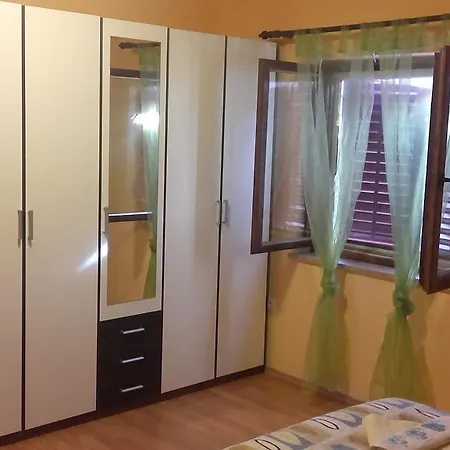 Διαμέρισμα Corry 1 Ravni